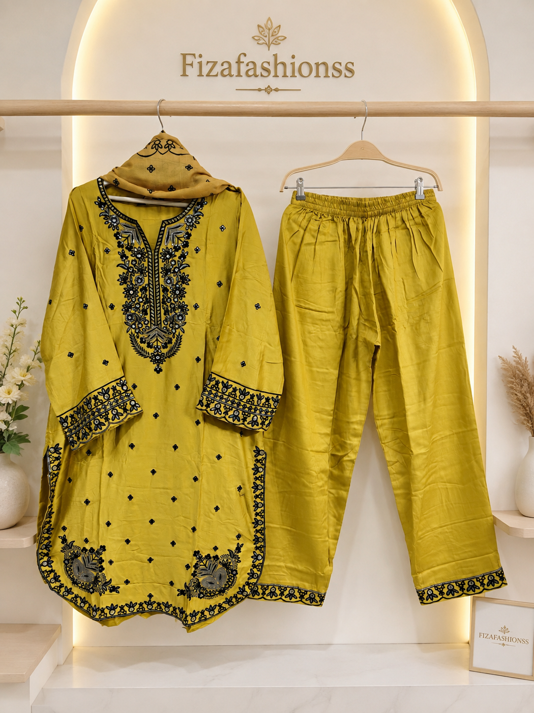 070 Karachi suit