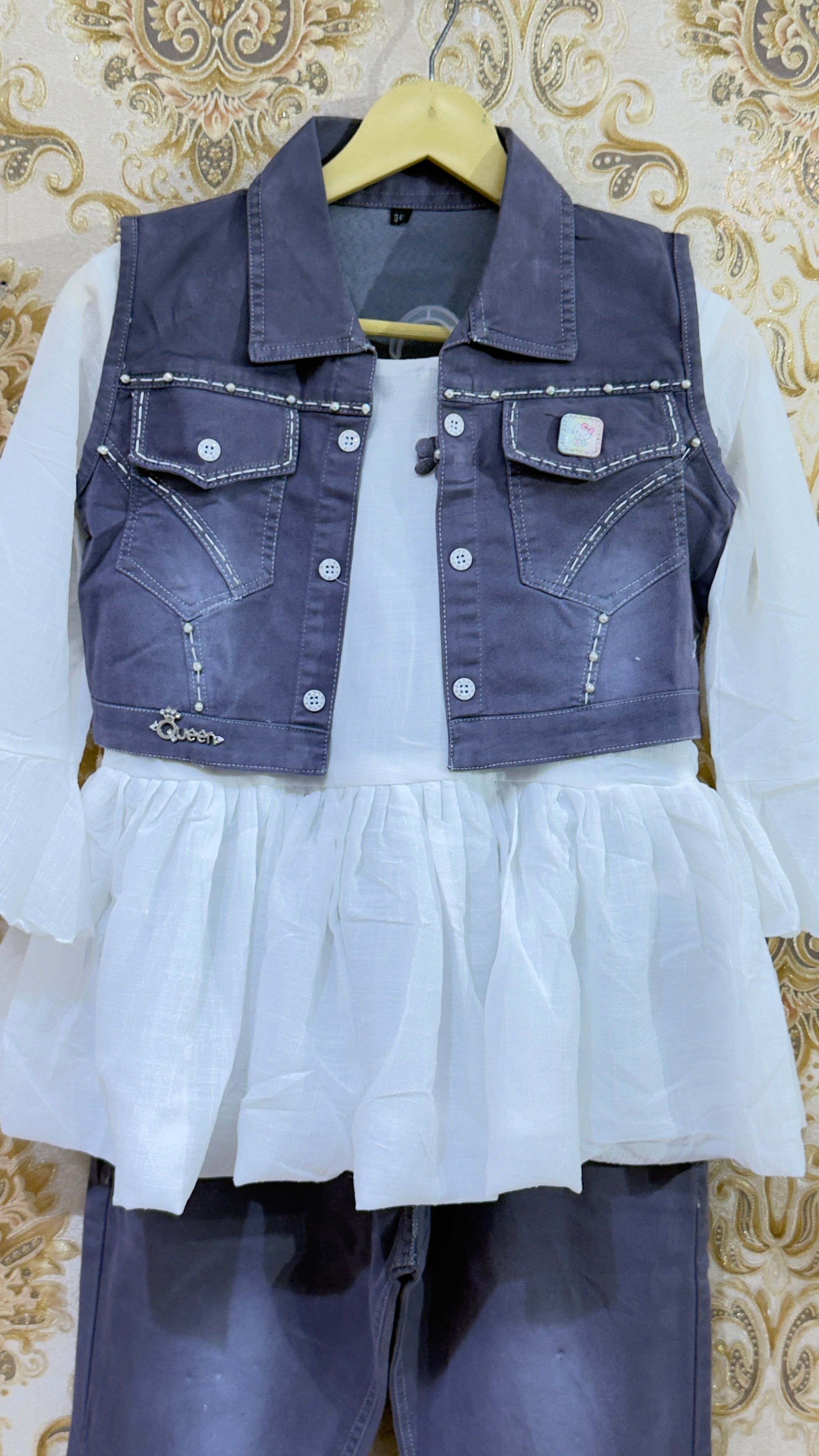 049 Girls Indo western