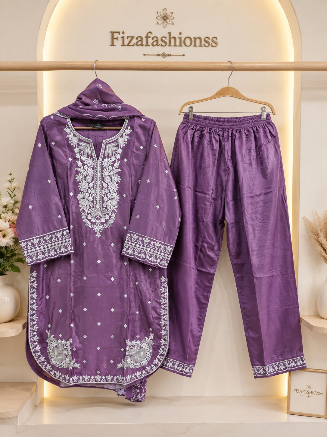 070 Karachi suit