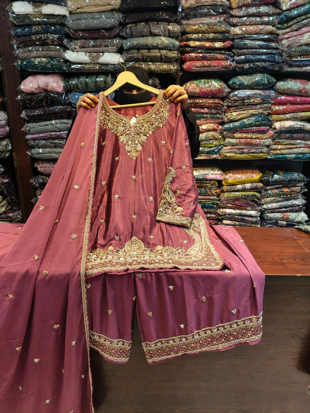 141 ethnic fit