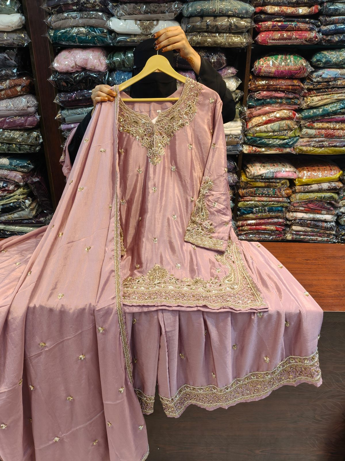 141 ethnic fit